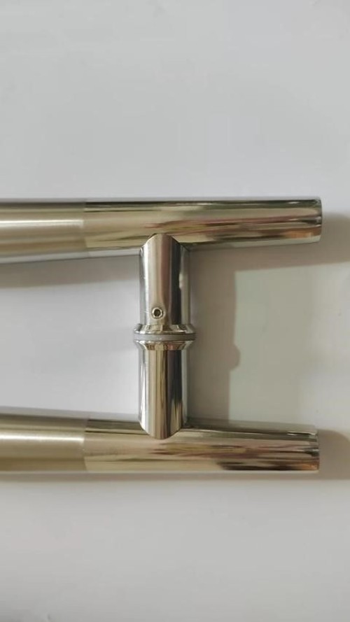 Double-pointed handles